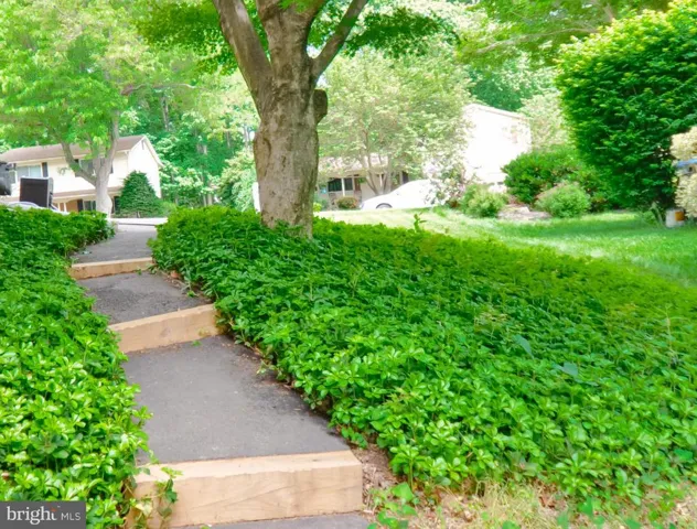 10193 Wavell Rd, Fairfax, Virginia 22032