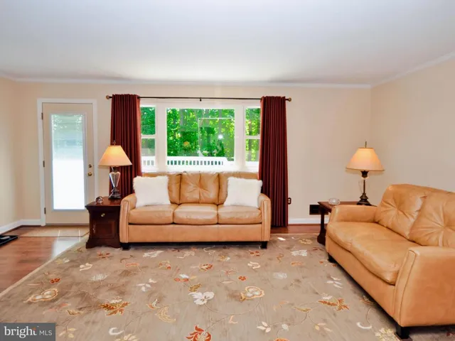 10193 Wavell Rd, Fairfax, Virginia 22032