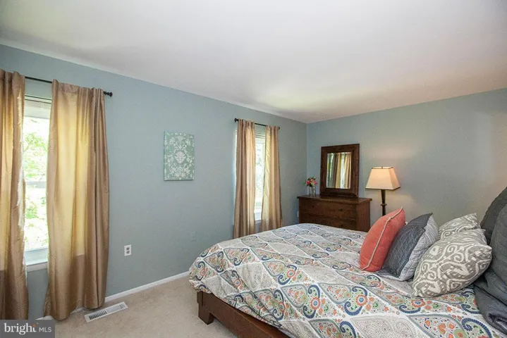 6449 Shannon Station Ct, Springfield, Virginia 22152