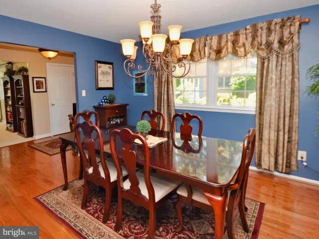 10154 Tapestry Ct, Fairfax, Virginia 22032