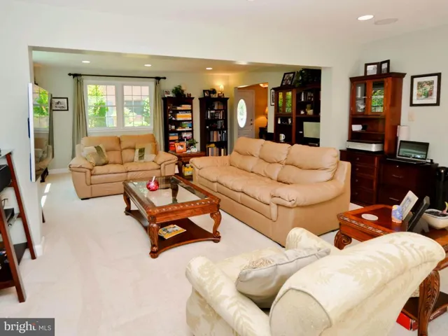 10154 Tapestry Ct, Fairfax, Virginia 22032