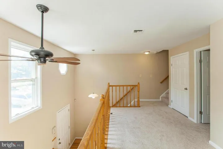 5612 Gresham Ln, Centreville, Virginia 20120