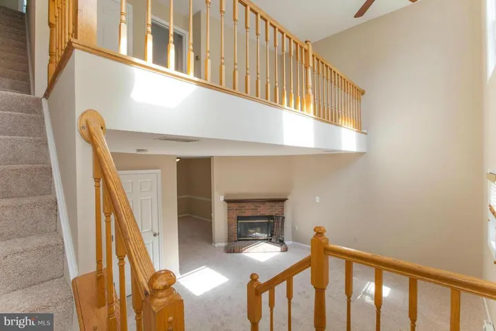 5612 Gresham Ln, Centreville, Virginia 20120