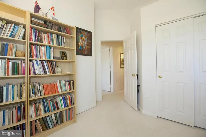 11400 Windleaf Ct #o, Reston, Virginia 20194