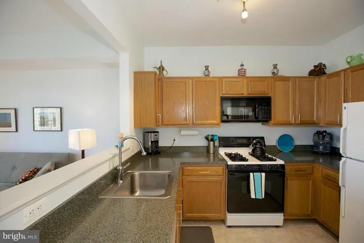 11400 Windleaf Ct #o, Reston, Virginia 20194