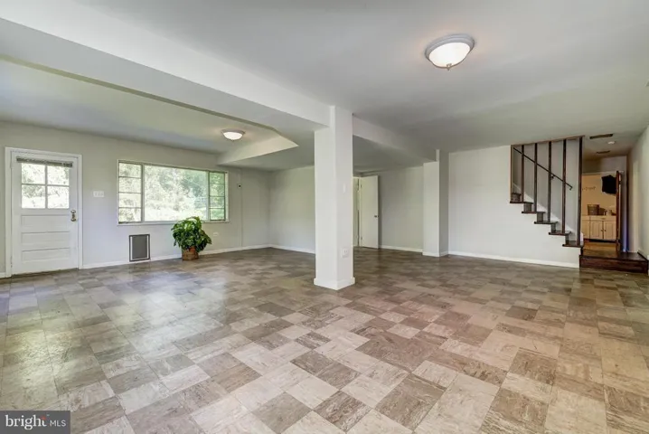 3218 Potterton Dr, Falls Church, Virginia 22044