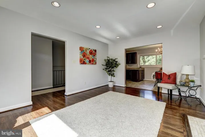3218 Potterton Dr, Falls Church, Virginia 22044
