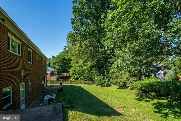 3218 Potterton Dr, Falls Church, Virginia 22044
