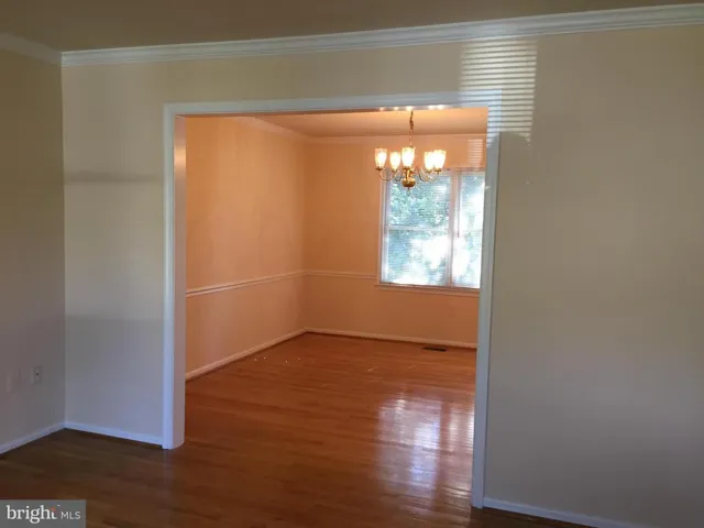 9724 Loch Linden Ct, Fairfax, Virginia 22032