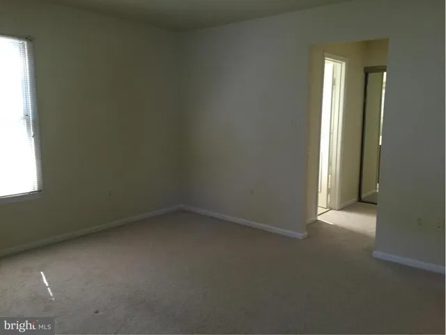 9724 Loch Linden Ct, Fairfax, Virginia 22032