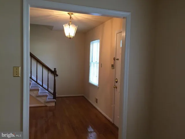 9724 Loch Linden Ct, Fairfax, Virginia 22032