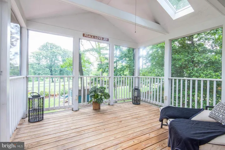 2719 Westford Ct, Falls Church, Virginia 22043