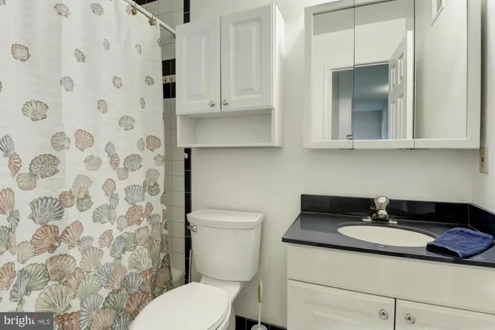 2719 Westford Ct, Falls Church, Virginia 22043