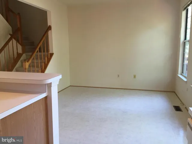 14602 Flower Hill Dr, Centreville, Virginia 20120