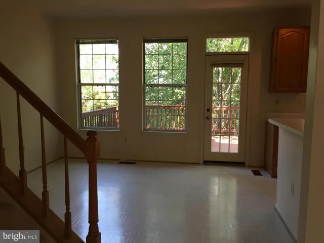 14602 Flower Hill Dr, Centreville, Virginia 20120