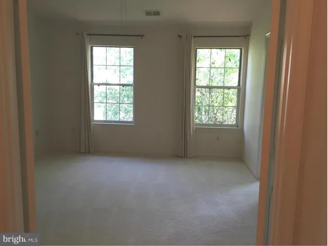 14602 Flower Hill Dr, Centreville, Virginia 20120