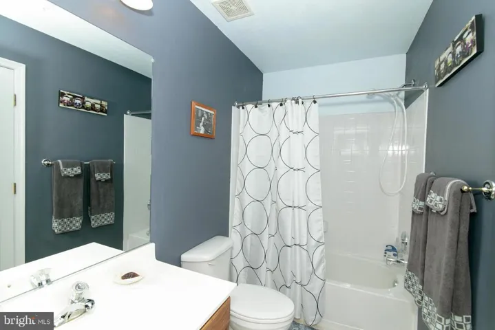 8558 Wyngate Manor Ct, Alexandria, Virginia 22309