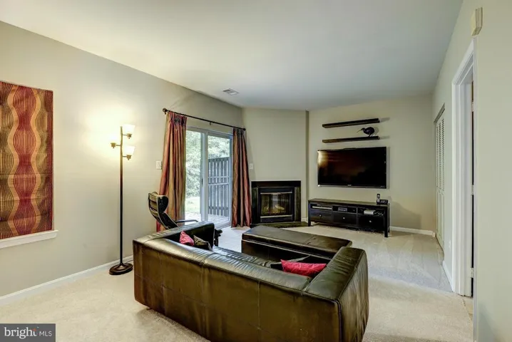 4755 Bideford Sq, Fairfax, Virginia 22030