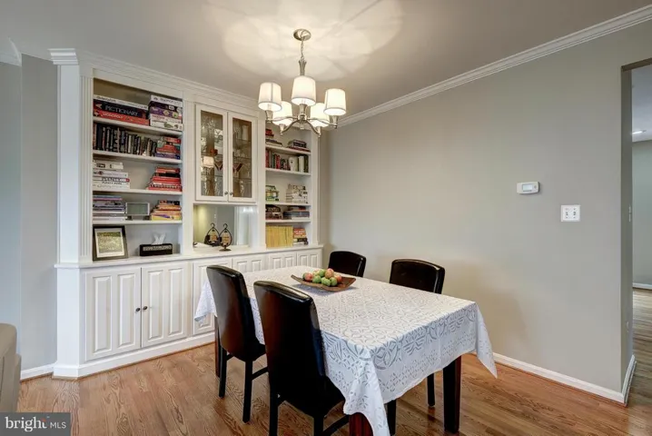 4755 Bideford Sq, Fairfax, Virginia 22030
