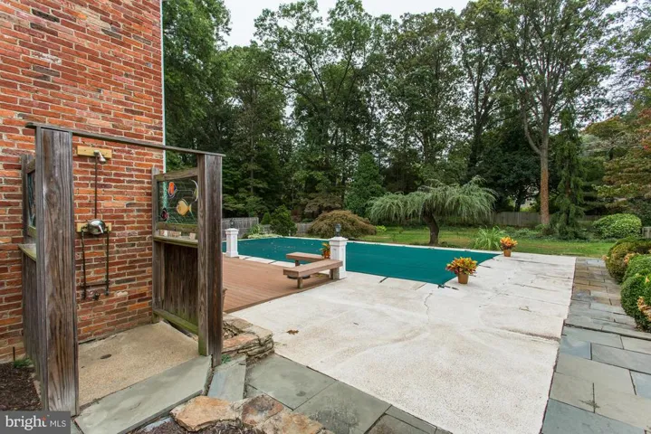 7501 Venice Ct, Falls Church, Virginia 22043