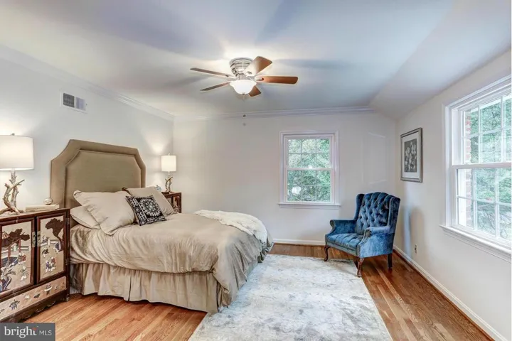 7501 Venice Ct, Falls Church, Virginia 22043