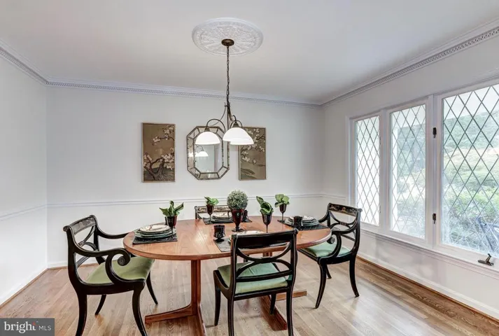 7501 Venice Ct, Falls Church, Virginia 22043