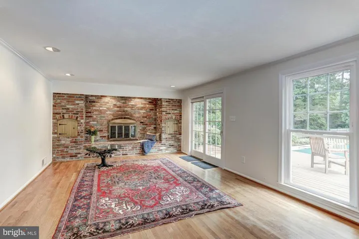 7501 Venice Ct, Falls Church, Virginia 22043
