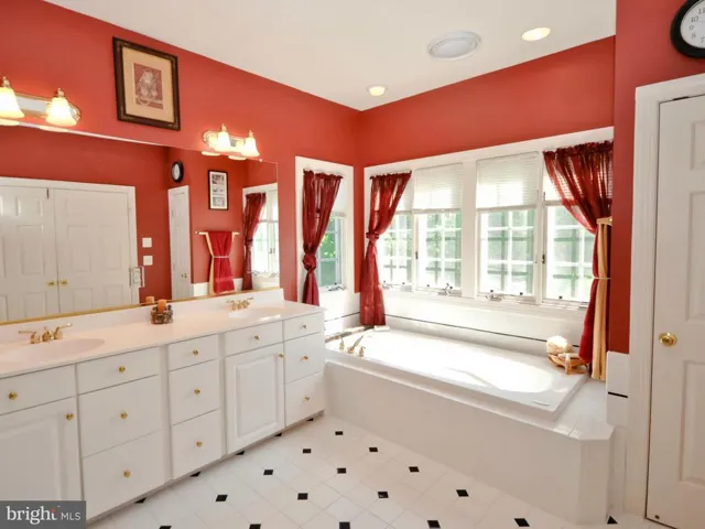 13436 Pearson Valley Ln, Centreville, Virginia 20120