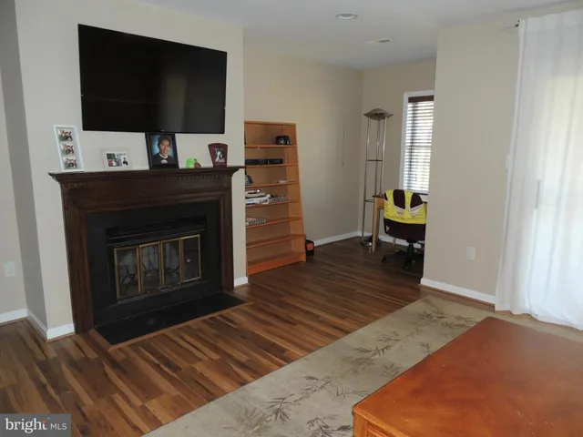 3760b Madison Ln, Falls Church, Virginia 22041