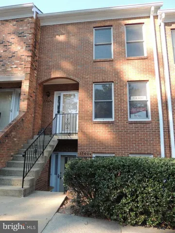 3760b Madison Ln, Falls Church, Virginia 22041