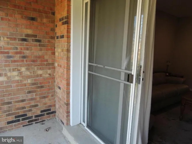 3760b Madison Ln, Falls Church, Virginia 22041