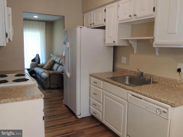 3760b Madison Ln, Falls Church, Virginia 22041