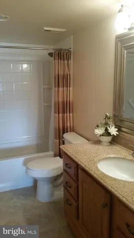3800 Powell Ln #807, Falls Church, Virginia 22041