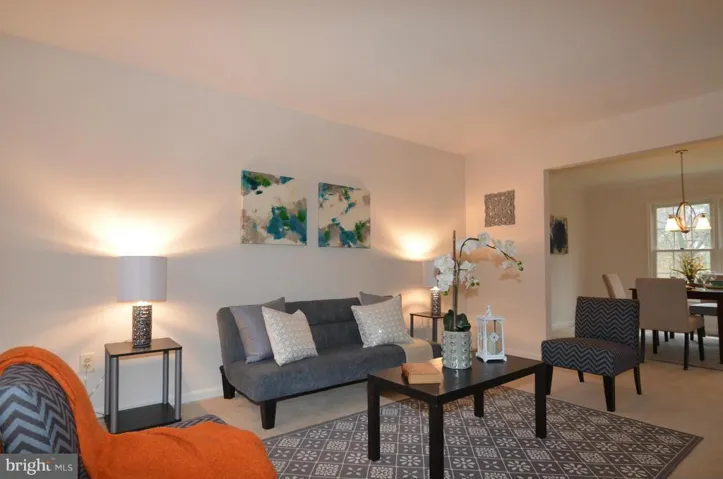 5582 Cedar Break Dr, Centreville, Virginia 20120