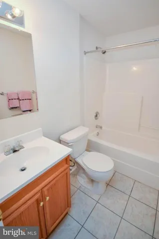 27 Basalt Dr, Fredericksburg, Virginia 22406