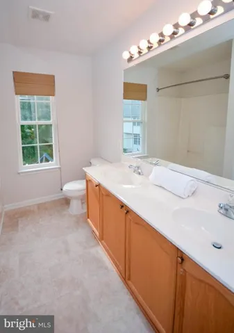 27 Basalt Dr, Fredericksburg, Virginia 22406