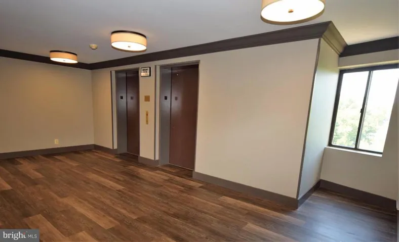 3800 Powell Ln #314, Falls Church, Virginia 22041