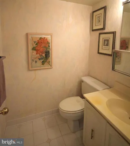 3800 Powell Ln #314, Falls Church, Virginia 22041