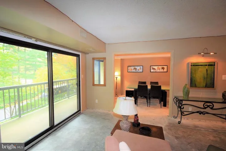 3800 Powell Ln #314, Falls Church, Virginia 22041