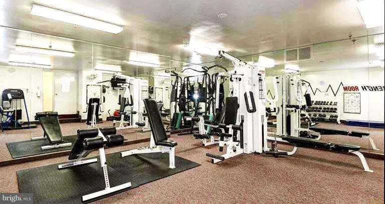 3800 Powell Ln #314, Falls Church, Virginia 22041