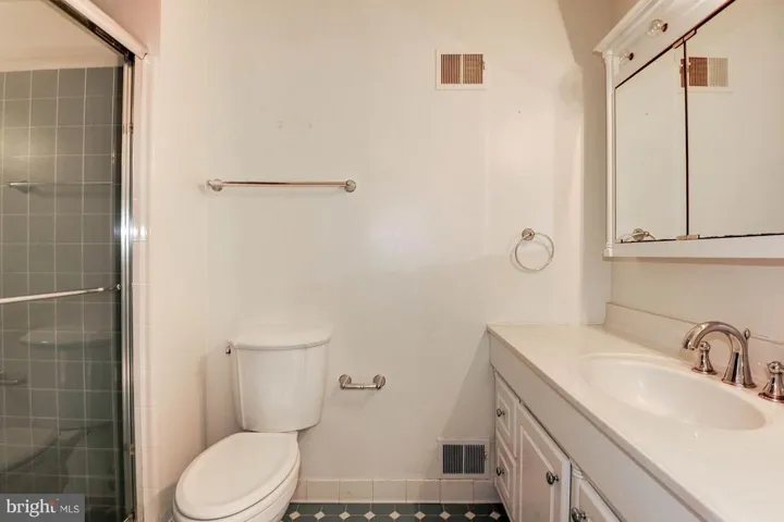 10525 Henderson Rd, Fairfax Station, Virginia 22039