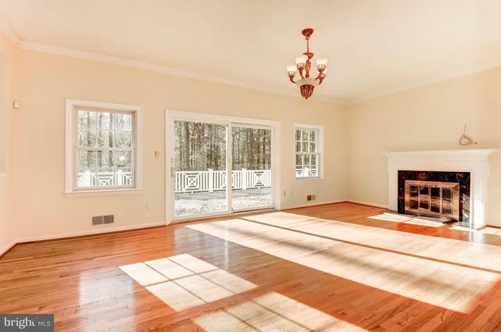 10525 Henderson Rd, Fairfax Station, Virginia 22039
