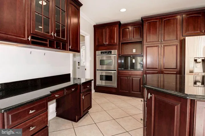 10525 Henderson Rd, Fairfax Station, Virginia 22039