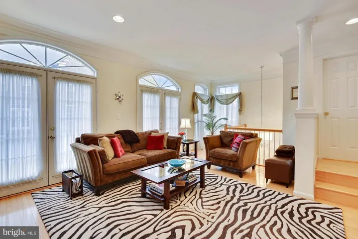 6473 Waterfield Rd, Alexandria, Virginia 22315