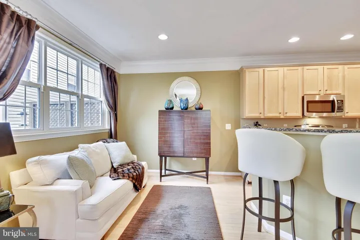 6473 Waterfield Rd, Alexandria, Virginia 22315