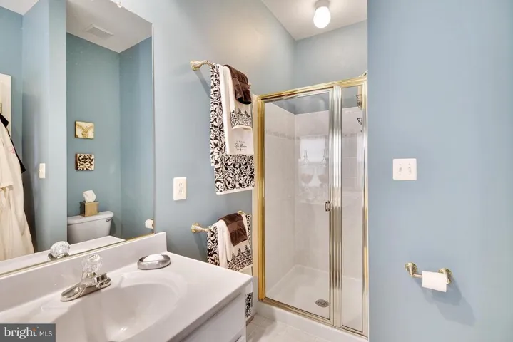 6473 Waterfield Rd, Alexandria, Virginia 22315