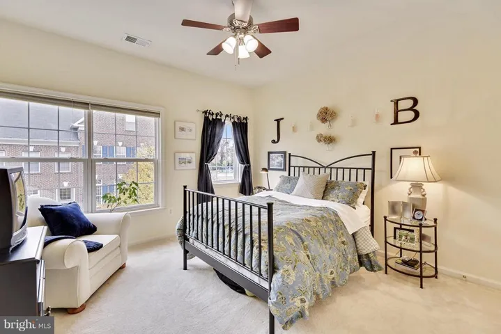 6473 Waterfield Rd, Alexandria, Virginia 22315