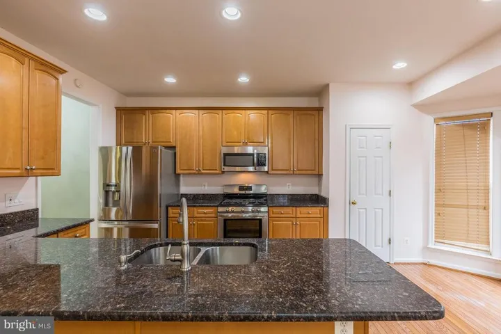 14011 Tanners House Way, Centreville, Virginia 20121