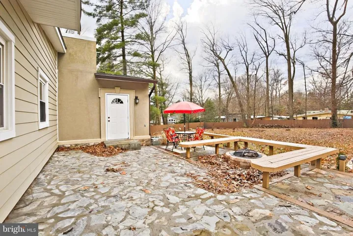 7125 Carol Ln, Falls Church, Virginia 22042