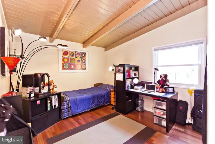 7125 Carol Ln, Falls Church, Virginia 22042